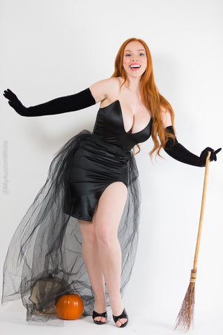 Witchy Witch - 40 HD Photoset!